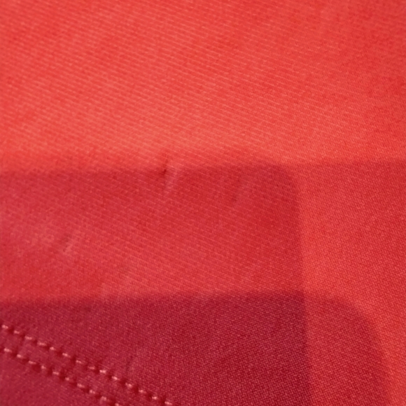 NWOT LAURA ladies sleeveless top in coral with goldtone band at neckline - Picture 8 of 8